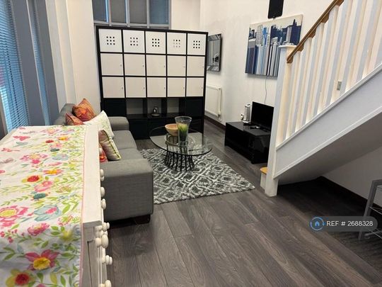 1 bedroom flat to rent - Photo 1