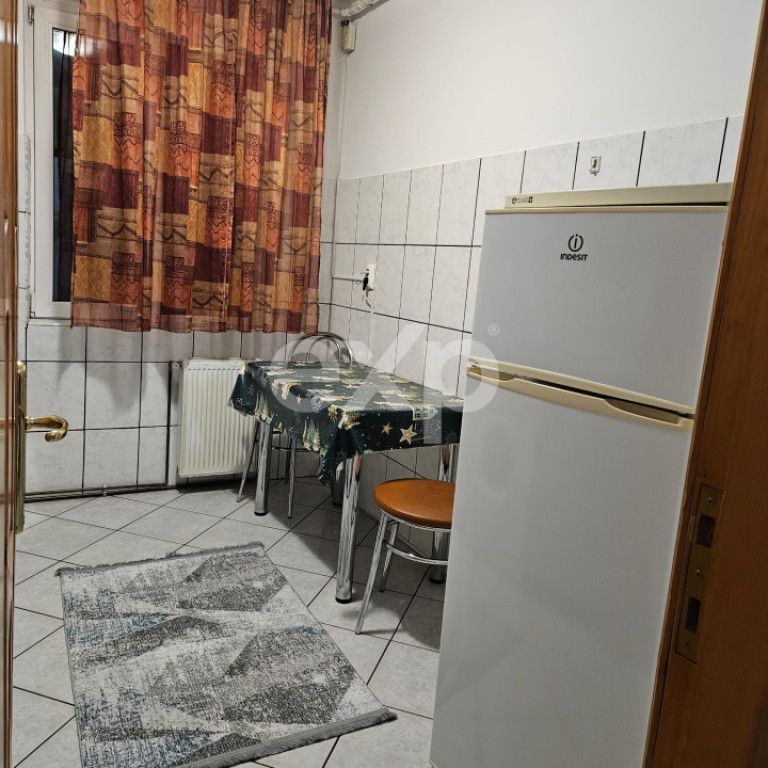 Inchiriere apartament 2 camere Central - Fotografie 1