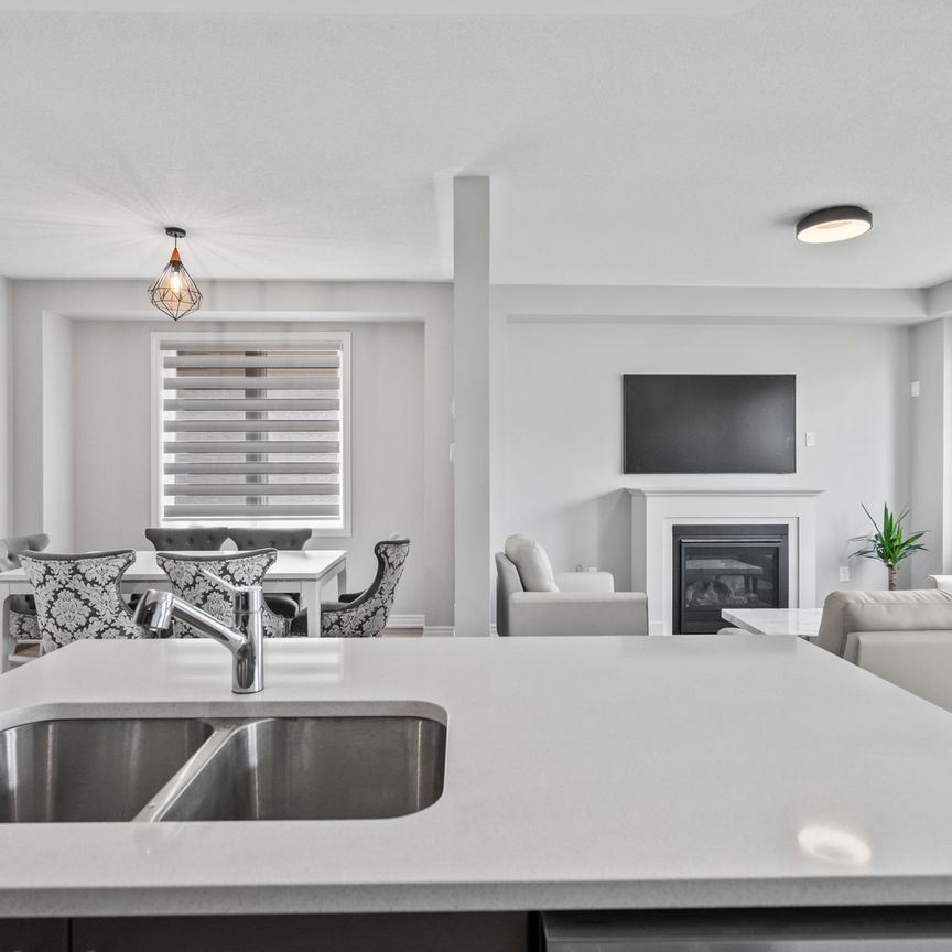 For Lease - 1097 Trailsview Avenue, Cobourg, Ontario - Photo 1