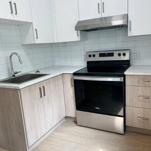 3 1/2 rénové sur la rue sainte catherine - Photo 2