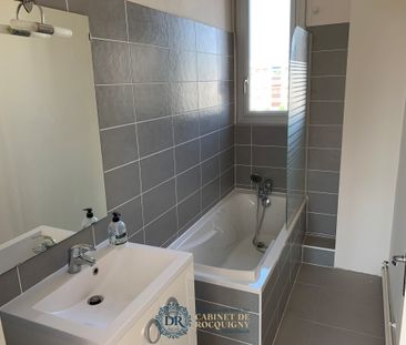 Location Appartement 3 pièces 51m² ORLEANS 45000 - Photo 3
