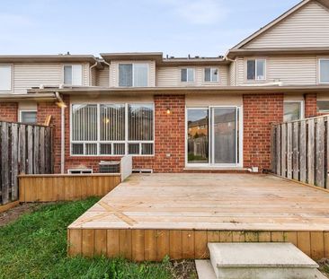 For Lease - 2406 Baintree Crescent, Oakville, Ontario - Photo 4