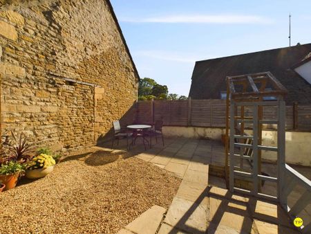 2 bedroom semi-detached house to rent - Photo 4