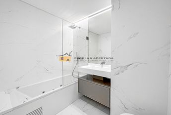 Apartamento T4 em Porto