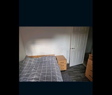 Room in a Shared House, Laburnum Road, L7 - Photo 5