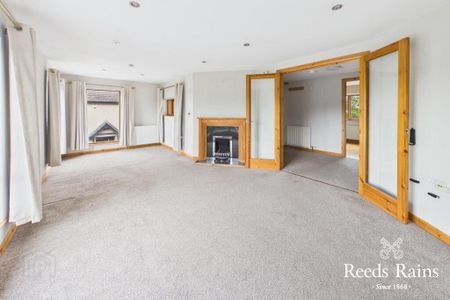 43 Shaftesbury Road, Bangor, BT20 3GB - Photo 5