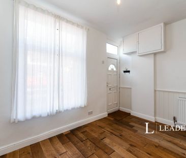 2 bedroom house to rent Shakespeare Road, PO1 - Photo 6
