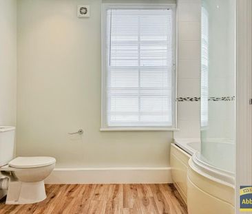 2 bedroom flat to rent - Photo 6