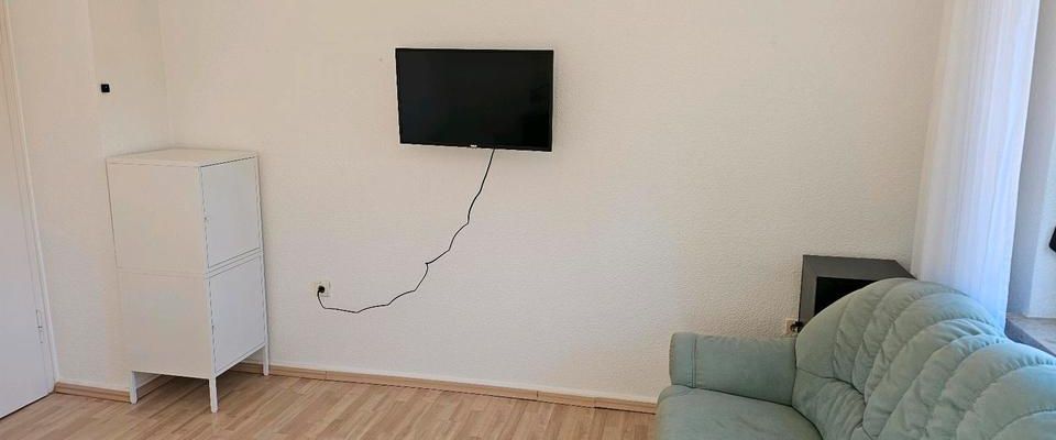 Damen WG Zimmer 18 qm in Gelsenkirchen / Jobcenter möglich - Photo 1