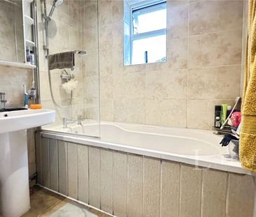 3 bedroom house to rent Althorp Road, Luton, Bedfordshire, LU3 - Photo 6