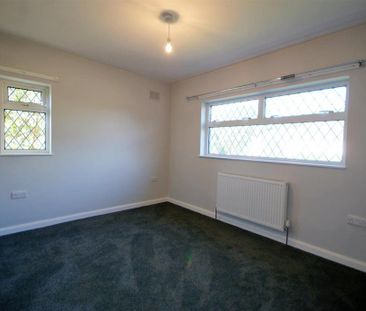 3 bedroom detached house to rent - Photo 3