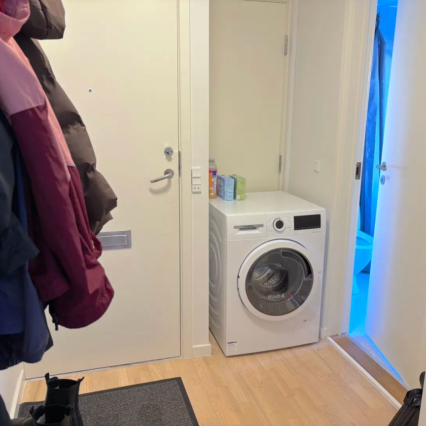 Lysfyldt 3-værelses lejlighed med altan i Nørresundby - Foto 1