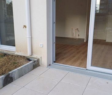 location Appartement T2 DE 47.84m² À REIMS - Photo 2