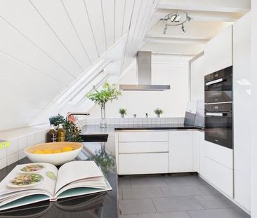 6.5 Zimmer, 136 m², 2. Stock - Photo 1