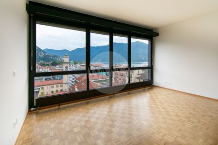 4.5 DUPLEX LOCATIONS IN THE CITY CENTER WITH LAKE VIEW - Photo 3