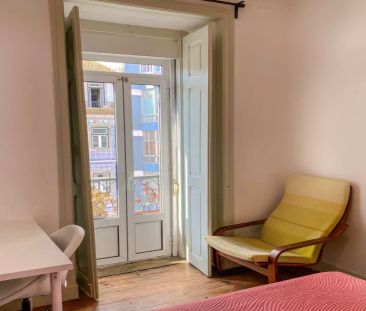 Rooms for rent in 6-bedroom apartment in Arroios - Photo 6
