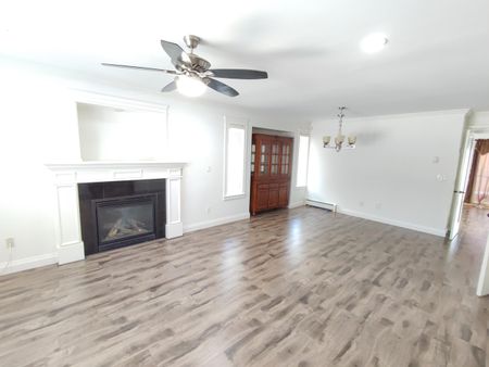 Three Bedrooms Upper Home in East Newton - Photo 2