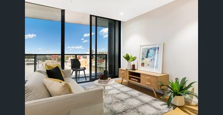 Perfectly Proportioned 2 Bedroom 2 Bathroom - Photo 3