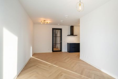 Appartement te huur: Baan 34-D12 3011 CB Rotterdam - Photo 2