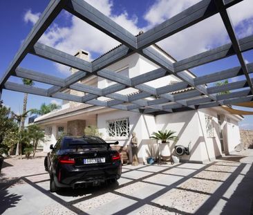 4 bedroom luxury Villa for rent in Alhaurín de la Torre, Andalusia - Photo 6