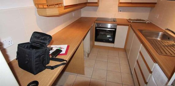 London Road, Leicester, LE2 - Photo 2