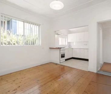 10 Mina Rosa Street, Enfield - Photo 2