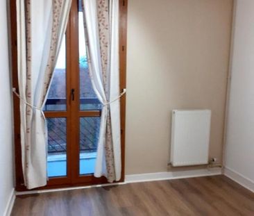 LOUE F3 REFAIT A NEUF AVEC PARKING - Photo 4