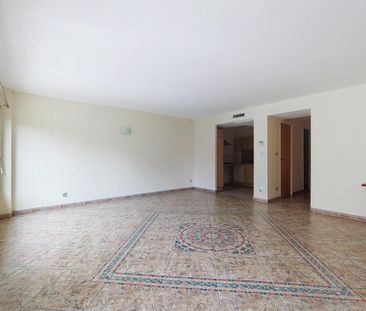 Location Appartement 3 pièces 69m² PERPIGNAN 66000 - Photo 2