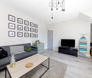 Cardigan Terrace Room 4, Newcastle-Upon-Tyne - Photo 2