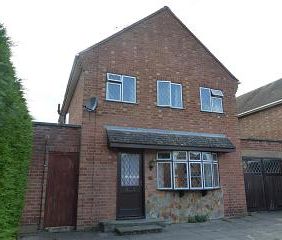 3 bedroom house to rent Christine Avenue, Rushwick, Worcester, WR2 - Photo 2