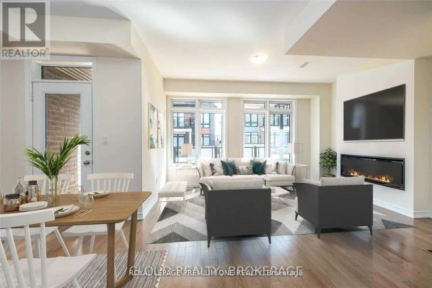 24 ELSINORE STREET - Photo 1