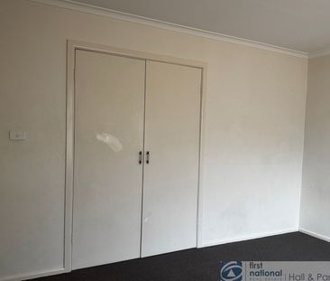 Excellent location! - Photo 4