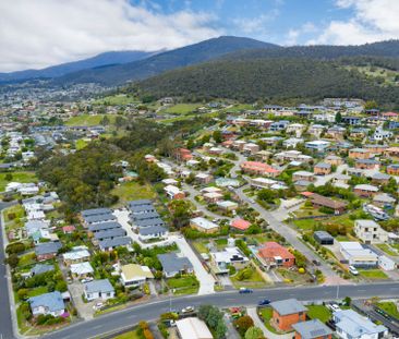 Modern Unit in a Prime Claremont Location - Photo 6