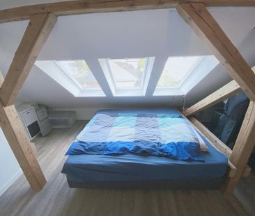 + MÖBLIERTE 2 ZI. DACHWOHNUNG + AB FEB. + nahe UNI & WASSER + - Photo 2