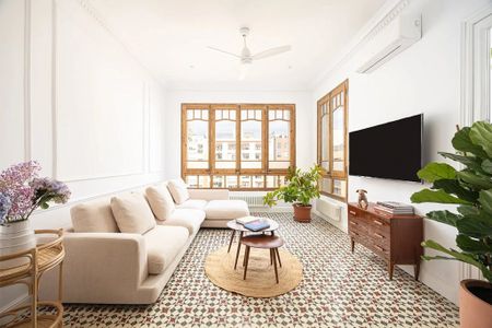 Carrer de Mallorca, Barcelona, Catalonia 08037 - Photo 5