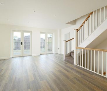 3 bedroom terraced house to rent - Photo 1