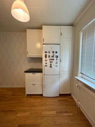 Hjärnegatan, Eskilstuna - Photo 1