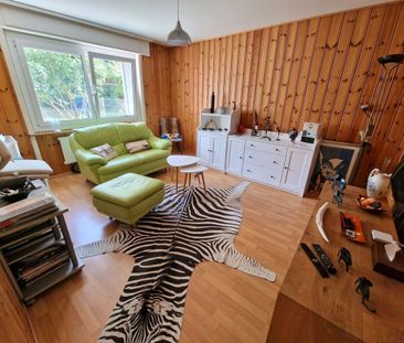 GROUND FLOOR WITH LARGE GARDEN - Photo 2