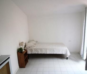 Attic-Trastevere: Newly renovated 2 Bedrooms, 2 baths, study, livin... - Photo 1