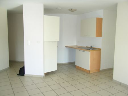 Location Appartement 4 pièces 68m² COUDEKERQUE BRANCHE 59210 - Photo 5