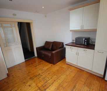 3 bedroom house to rent - Photo 3