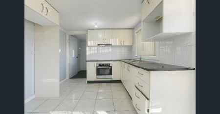 GOOD CONDITION GRANNY FLAT - Photo 3