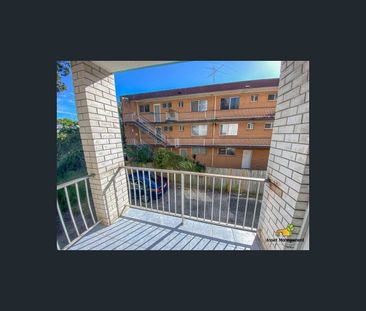 6/26 Labrador Street, Labrador, Qld 4215 - Photo 2