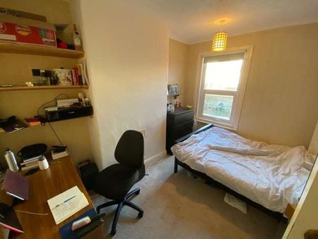 St Annes Road, Exeter, EX1 - Photo 2