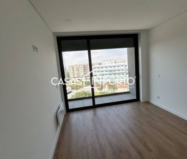 T1 para Arrendamento junto ao Pólo Universitário, Pedrouços - Photo 5