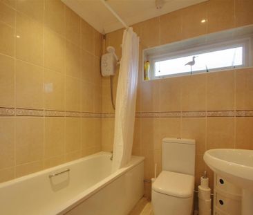 2 bedroom bungalow to rent - Photo 4