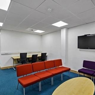 7 bedroom flat to rent - Photo 1