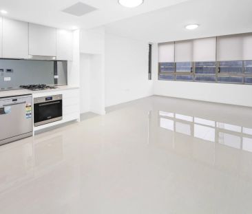 Modern Apartment By The River - Photo 3