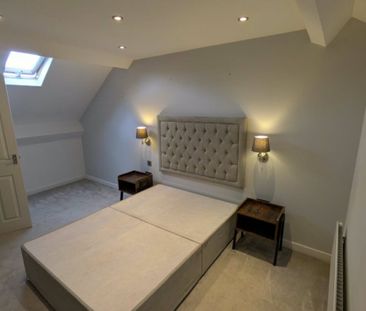 3 bed Terraced - To Let - Photo 6