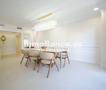 4 bedroom luxury Apartment for rent in Valencia, Spain - Photo 1